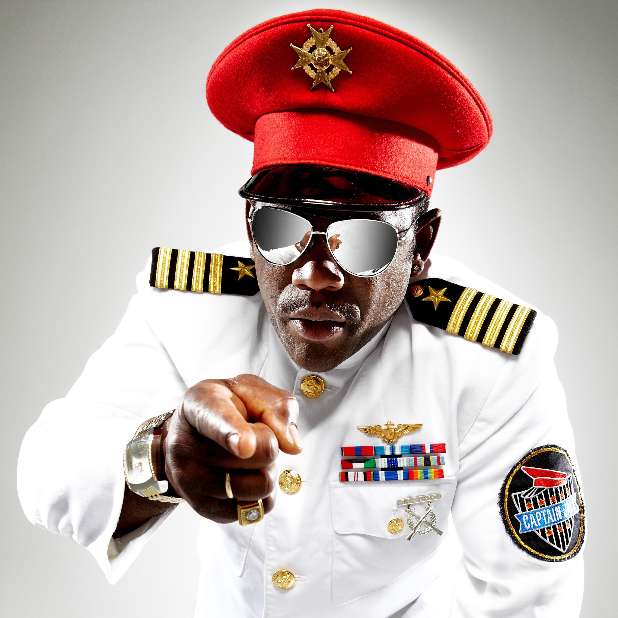 Captain Jack live